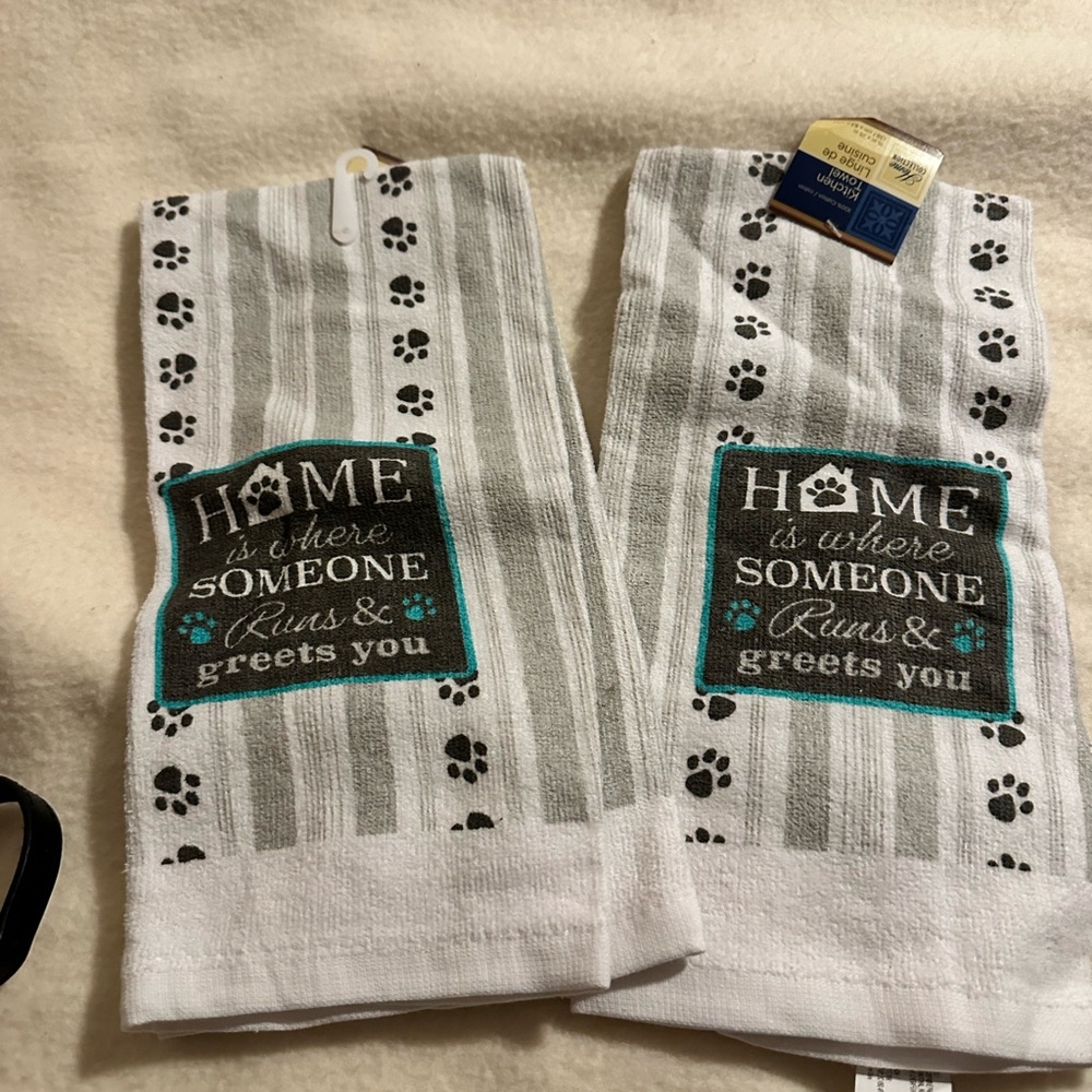 Mainstays Gray and White Striped Paw Print Hand Towels